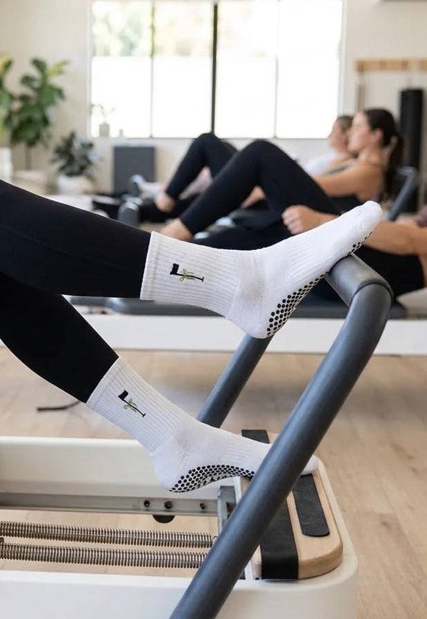 Flag & Bow Grip Socks