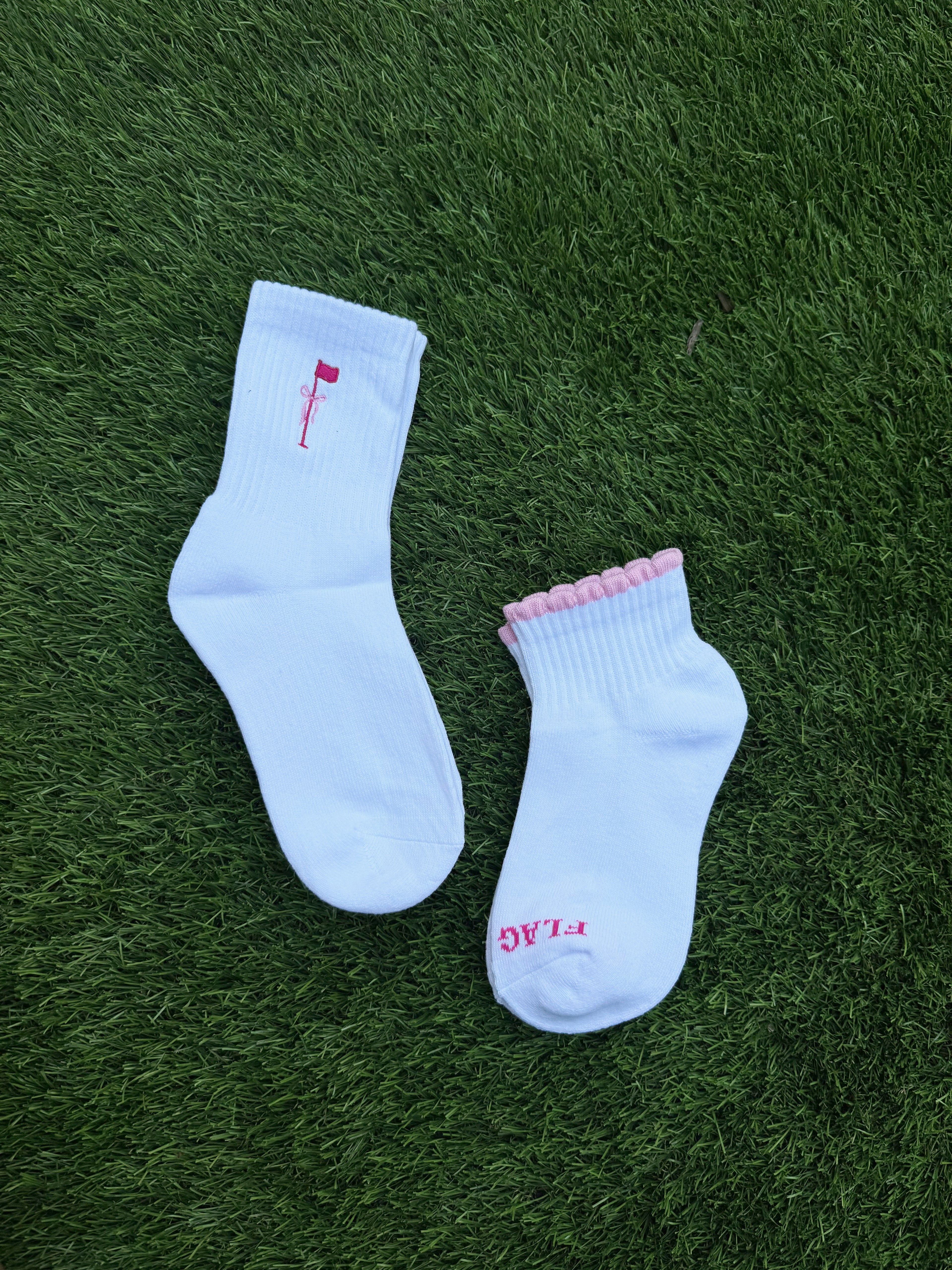 Scallop Edge Crew Socks