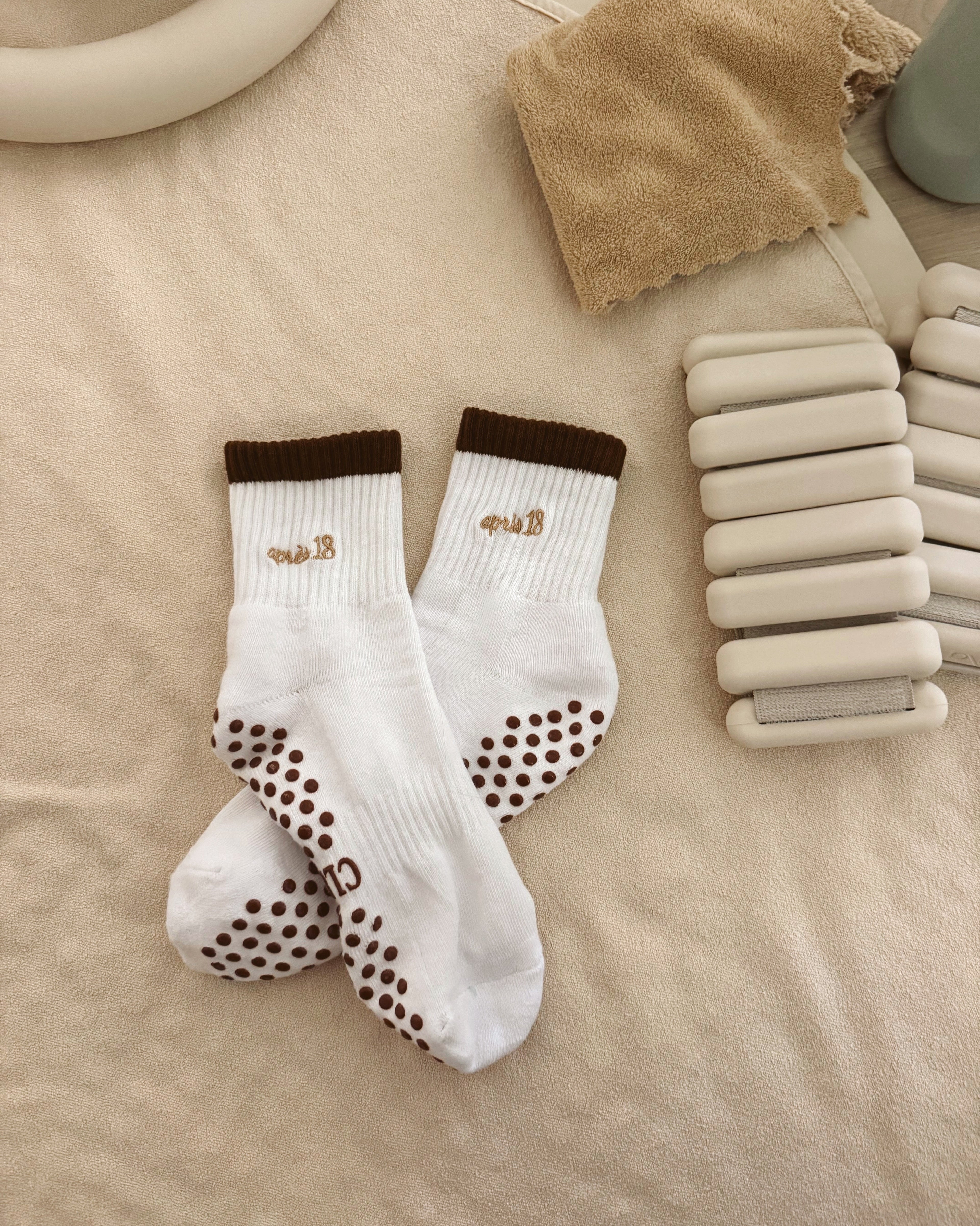 Après 18 Grip Socks